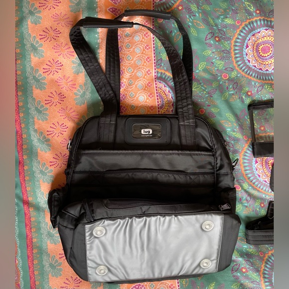 NEW Lug Puddle Jumper Convertible Tote Overnight / Gym Bag Infinity Series Black - Picture 2 of 10